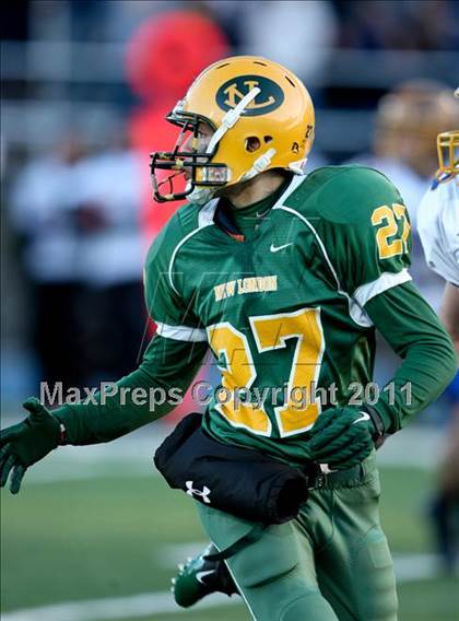 Thumbnail 3 in Brookfield vs. New London (CIAC Class M Semifinal) photogallery.