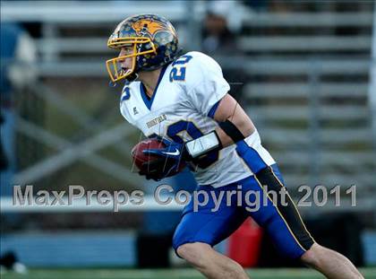 Thumbnail 1 in Brookfield vs. New London (CIAC Class M Semifinal) photogallery.