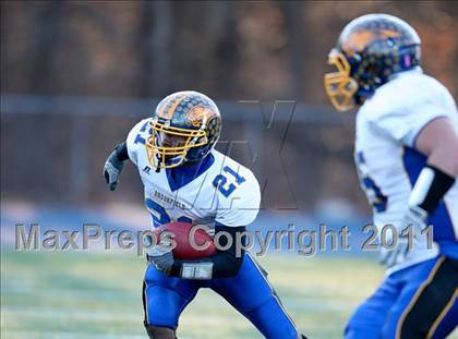 Thumbnail 2 in Brookfield vs. New London (CIAC Class M Semifinal) photogallery.