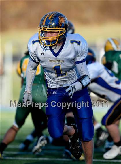 Thumbnail 3 in Brookfield vs. New London (CIAC Class M Semifinal) photogallery.