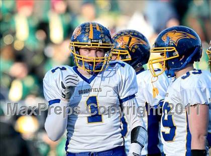 Thumbnail 2 in Brookfield vs. New London (CIAC Class M Semifinal) photogallery.