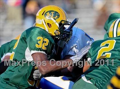 Thumbnail 3 in Brookfield vs. New London (CIAC Class M Semifinal) photogallery.