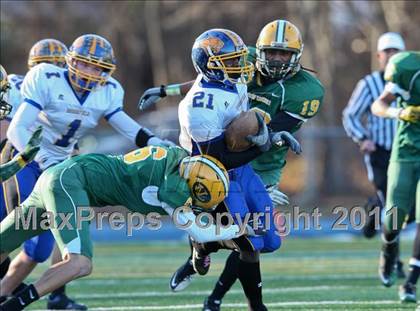 Thumbnail 3 in Brookfield vs. New London (CIAC Class M Semifinal) photogallery.