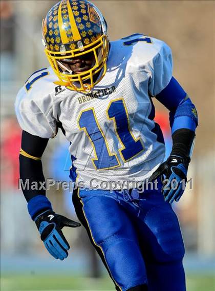 Thumbnail 3 in Brookfield vs. New London (CIAC Class M Semifinal) photogallery.