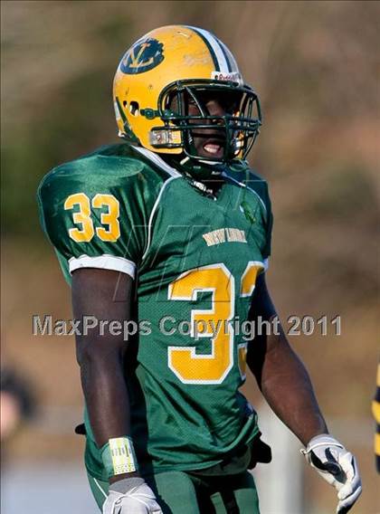 Thumbnail 3 in Brookfield vs. New London (CIAC Class M Semifinal) photogallery.