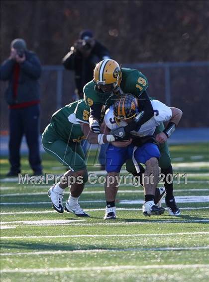 Thumbnail 1 in Brookfield vs. New London (CIAC Class M Semifinal) photogallery.