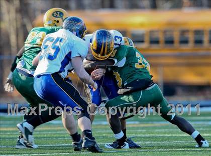Thumbnail 2 in Brookfield vs. New London (CIAC Class M Semifinal) photogallery.