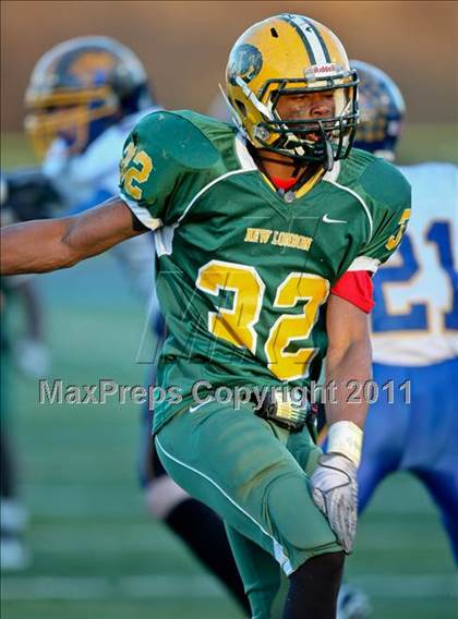 Thumbnail 3 in Brookfield vs. New London (CIAC Class M Semifinal) photogallery.