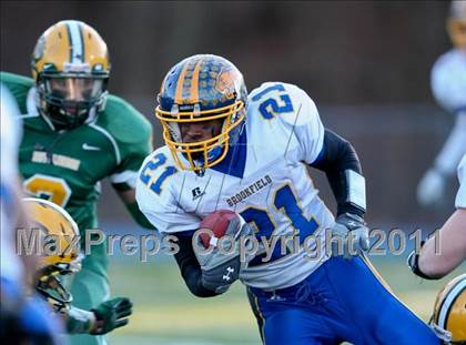 Thumbnail 3 in Brookfield vs. New London (CIAC Class M Semifinal) photogallery.