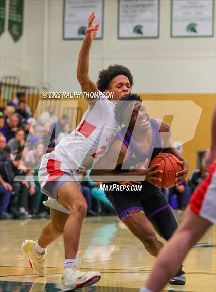 Thumbnail 2 in Archbishop Riordan vs. Jesuit (@ MLK Classic at De La Salle) photogallery.