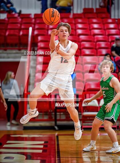 Thumbnail 3 in Flippin vs Yellville (Arvest Tournament) photogallery.