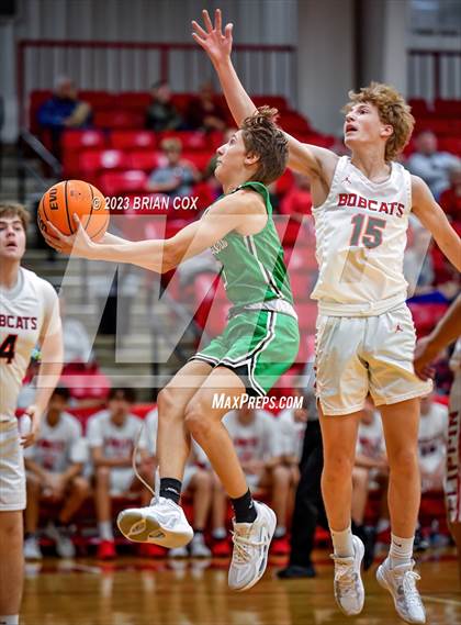 Thumbnail 3 in Flippin vs Yellville (Arvest Tournament) photogallery.
