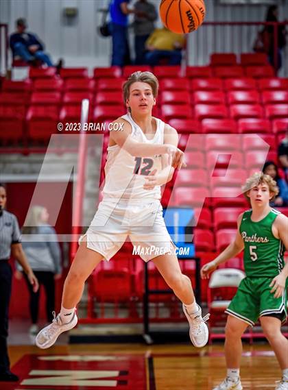 Thumbnail 1 in Flippin vs Yellville (Arvest Tournament) photogallery.