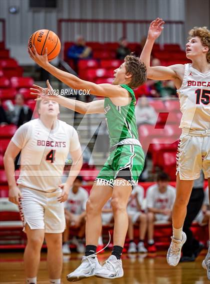 Thumbnail 1 in Flippin vs Yellville (Arvest Tournament) photogallery.
