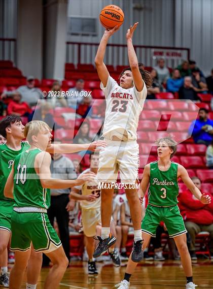 Thumbnail 2 in Flippin vs Yellville (Arvest Tournament) photogallery.