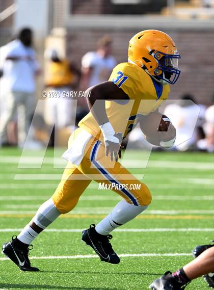 Thumbnail 1 in Boyd-Buchanan vs Lookout Valley (Blue Cross Blue Shield Jamboree) photogallery.