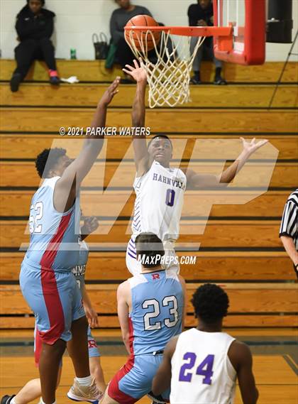 Thumbnail 3 in Archbishop Rummel vs Hahnville (Country Day Classic) photogallery.