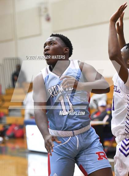 Thumbnail 1 in Archbishop Rummel vs Hahnville (Country Day Classic) photogallery.