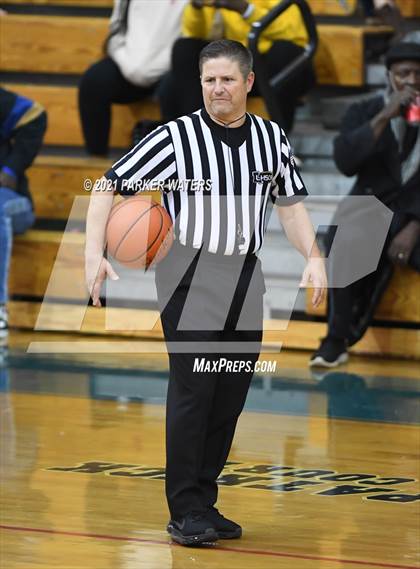 Thumbnail 3 in Archbishop Rummel vs Hahnville (Country Day Classic) photogallery.