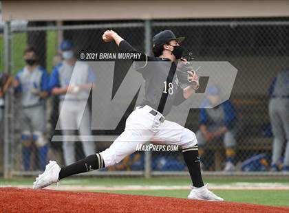 Thumbnail 2 in Aloha @ Jesuit photogallery.