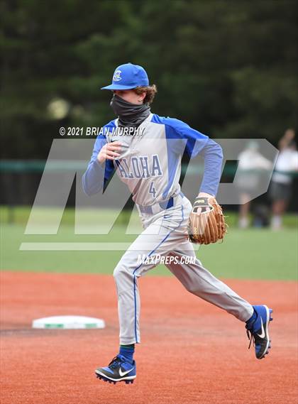 Thumbnail 2 in Aloha @ Jesuit photogallery.