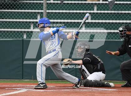 Thumbnail 3 in Aloha @ Jesuit photogallery.