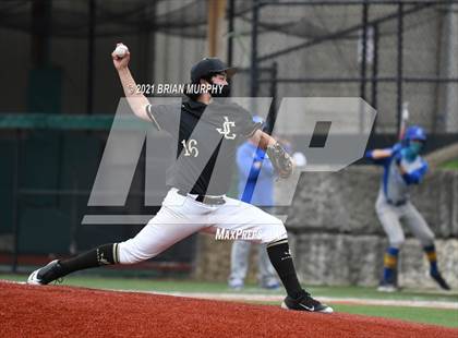 Thumbnail 2 in Aloha @ Jesuit photogallery.