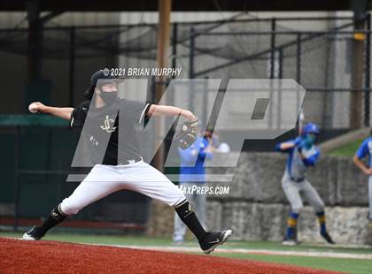 Thumbnail 1 in Aloha @ Jesuit photogallery.