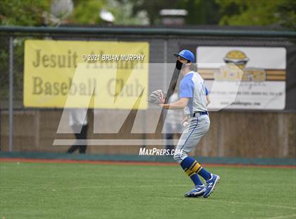 Thumbnail 2 in Aloha @ Jesuit photogallery.