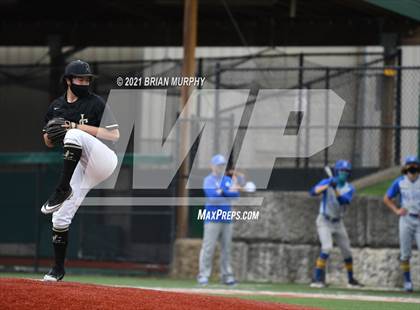 Thumbnail 3 in Aloha @ Jesuit photogallery.