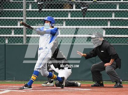 Thumbnail 1 in Aloha @ Jesuit photogallery.