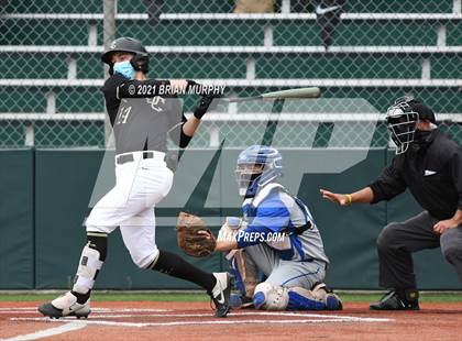 Thumbnail 1 in Aloha @ Jesuit photogallery.