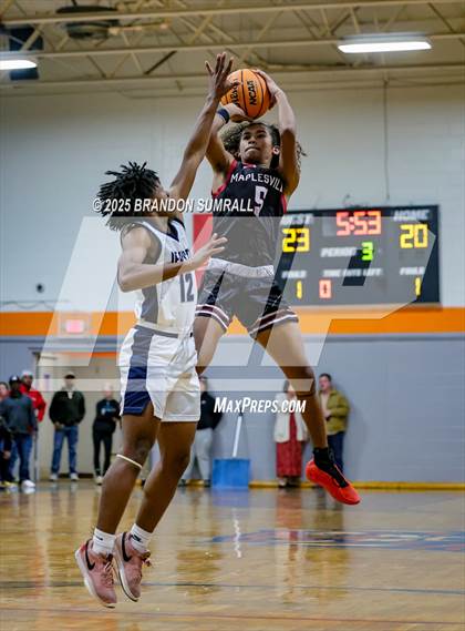Thumbnail 1 in Jemison vs Maplesville (Chilton County Tournament Semifinal) photogallery.