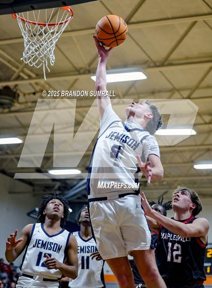 Thumbnail 1 in Jemison vs Maplesville (Chilton County Tournament Semifinal) photogallery.