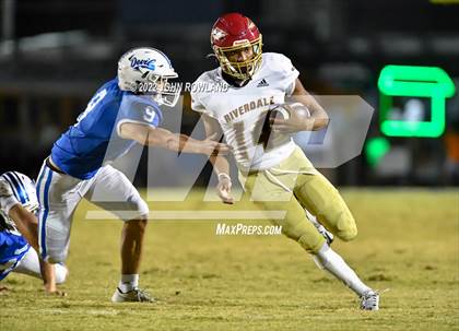 Thumbnail 3 in Riverdale vs Lebanon (TSSAA D1-6A First Round Playoffs) photogallery.