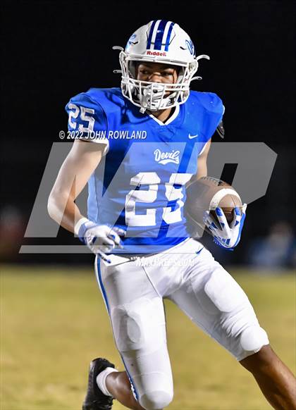 Thumbnail 1 in Riverdale vs Lebanon (TSSAA D1-6A First Round Playoffs) photogallery.