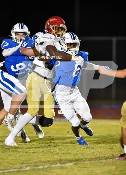 Thumbnail 2 in Riverdale vs Lebanon (TSSAA D1-6A First Round Playoffs) photogallery.