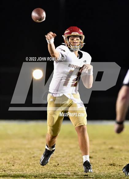 Thumbnail 1 in Riverdale vs Lebanon (TSSAA D1-6A First Round Playoffs) photogallery.