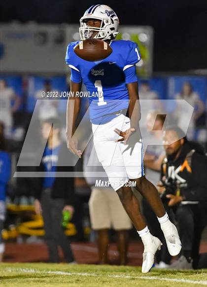 Thumbnail 1 in Riverdale vs Lebanon (TSSAA D1-6A First Round Playoffs) photogallery.