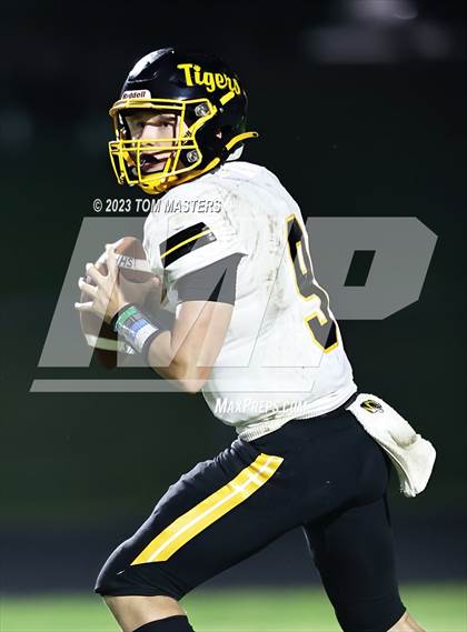 Thumbnail 1 in Chapel Hill @ Weddington photogallery.