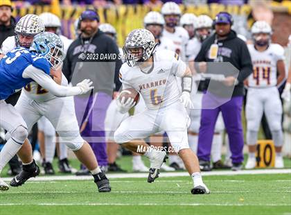 Thumbnail 3 in Hillsboro vs. Kearney (MSHSAA Class 4 Championship) photogallery.
