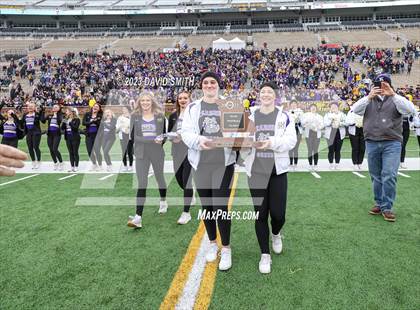 Thumbnail 3 in Hillsboro vs. Kearney (MSHSAA Class 4 Championship) photogallery.