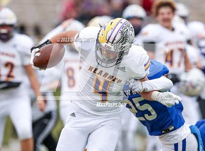 Thumbnail 2 in Hillsboro vs. Kearney (MSHSAA Class 4 Championship) photogallery.