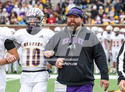 Thumbnail 3 in Hillsboro vs. Kearney (MSHSAA Class 4 Championship) photogallery.