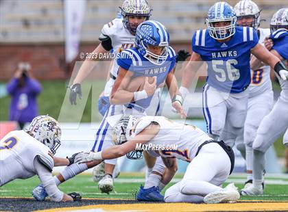 Thumbnail 3 in Hillsboro vs. Kearney (MSHSAA Class 4 Championship) photogallery.