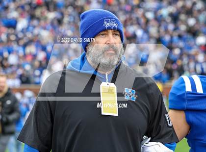 Thumbnail 1 in Hillsboro vs. Kearney (MSHSAA Class 4 Championship) photogallery.