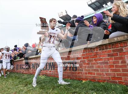 Thumbnail 3 in Hillsboro vs. Kearney (MSHSAA Class 4 Championship) photogallery.
