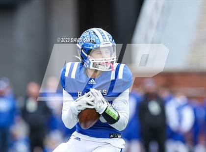 Thumbnail 2 in Hillsboro vs. Kearney (MSHSAA Class 4 Championship) photogallery.