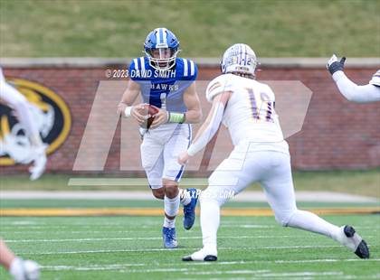 Thumbnail 1 in Hillsboro vs. Kearney (MSHSAA Class 4 Championship) photogallery.