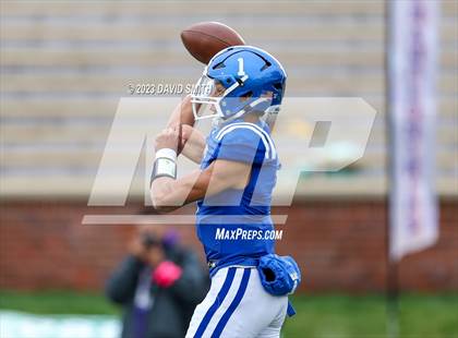 Thumbnail 2 in Hillsboro vs. Kearney (MSHSAA Class 4 Championship) photogallery.